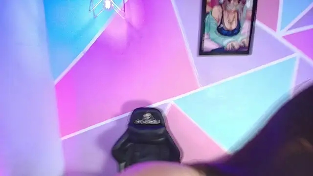 katy handerson online show from November 29, 2025, 8:34 pm