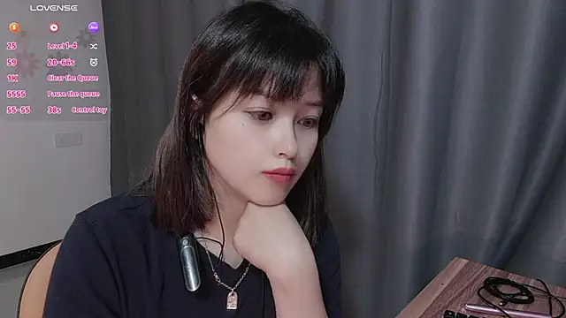 Lucky-xiuxiu online show from October 16, 2025, 4:19 pm