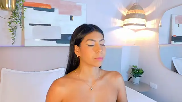 AbieHills online show from November 26, 2025, 11:22 am