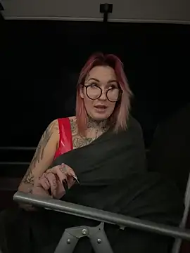 Snapshot of Mia-Fuchs chatting on February 10, 2025, 11:34 pm Mia-Fuchs online show from February 10, 2025, 11:34 pm