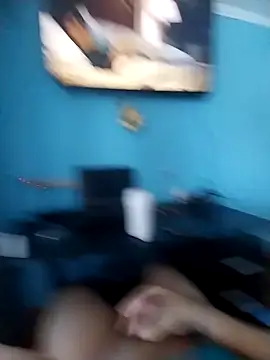 Snapshot of Elrep_tile chatting on January 27, 2025, 5:58 pm Elrep tile online show from January 27, 2025, 5:58 pm