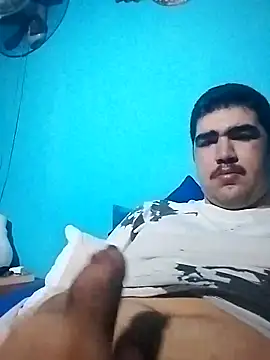 Snapshot of Elrep_tile chatting on February 22, 2025, 4:29 am Elrep tile online show from February 22, 2025, 4:29 am