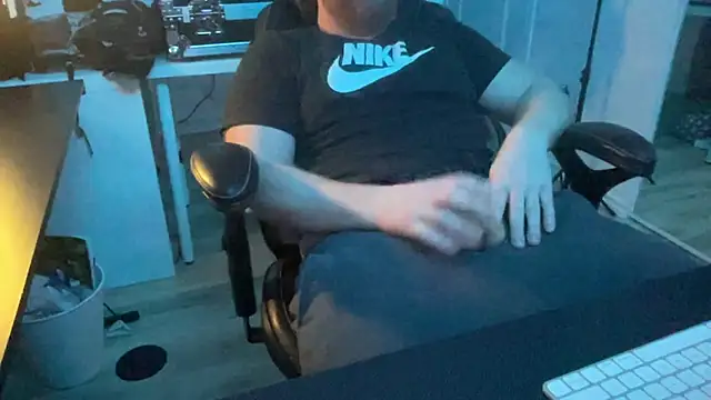 ozmit online show from January 2, 2025, 10:11 pm