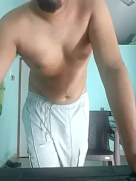 Snapshot of Desi_Heat chatting on January 24, 2025, 6:14 pm Desi Heat online show from January 24, 2025, 6:14 pm