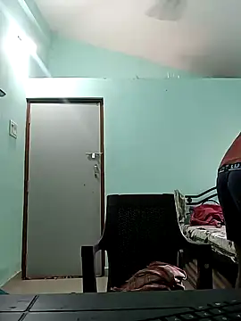 Snapshot of Desi_Heat chatting on January 31, 2025, 3:09 am Desi Heat online show from January 31, 2025, 3:09 am