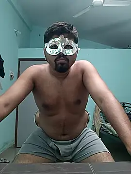 Snapshot of Desi_Heat chatting on March 5, 2025, 4:13 pm Desi Heat online show from March 5, 2025, 4:13 pm