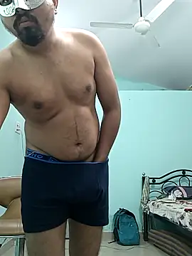 Snapshot of Desi_Heat chatting on March 19, 2025, 2:48 am Desi Heat online show from March 19, 2025, 2:48 am