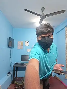 Snapshot of Desi_Heat chatting on January 9, 2026, 7:26 pm Desi Heat online show from January 9, 2026, 7:26 pm