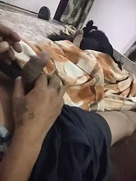 MAGNETICDADDY8 online show from October 29, 2025, 9:49 pm