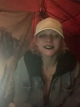 XxxDRAMAxxX online show from February 6, 2025, 3:20 pm