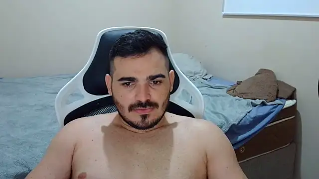 camillebr online show from March 23, 2025, 12:15 am