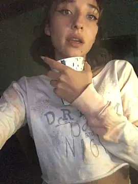 NickiYoung online show from January 28, 2025, 6:49 am