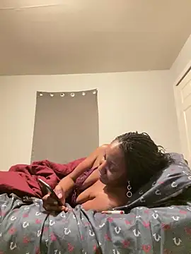 Yoshibaby2670 online show from February 3, 2025, 4:46 am