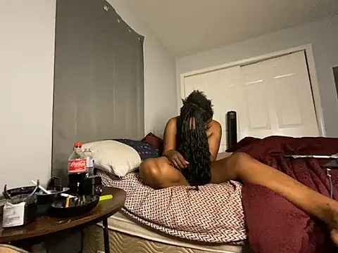 Yoshibaby2670 online show from March 15, 2025, 7:42 am