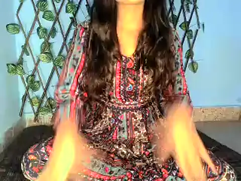 SIYA MAVI online show from January 13, 2025, 12:13 pm