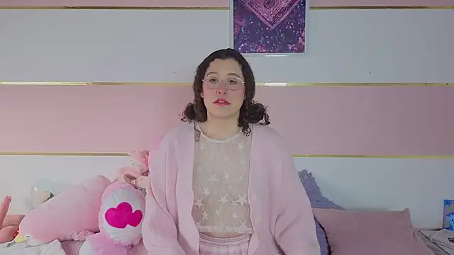 Charlotte  Miller online show from November 18, 2025, 11:58 am