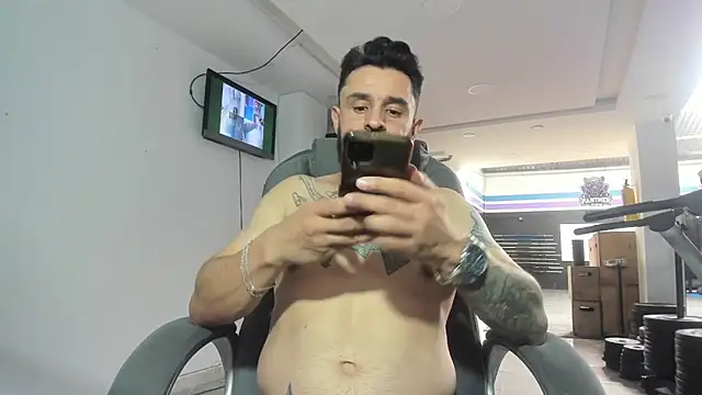 ragnar881547 online show from January 31, 2025, 5:32 pm