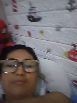 Snapshot of acuarela chatting on January 14, 2025, 2:40 am acuarela online show from January 14, 2025, 2:40 am