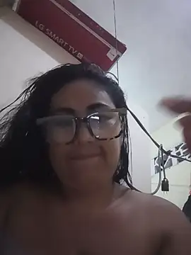 Snapshot of acuarela chatting on January 28, 2025, 2:43 am acuarela online show from January 28, 2025, 2:43 am