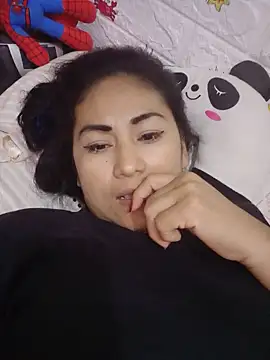 Snapshot of acuarela chatting on February 17, 2025, 5:14 am acuarela online show from February 17, 2025, 5:14 am