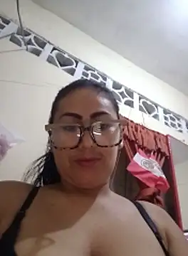 Snapshot of acuarela chatting on November 2, 2025, 3:09 am acuarela online show from November 2, 2025, 3:09 am