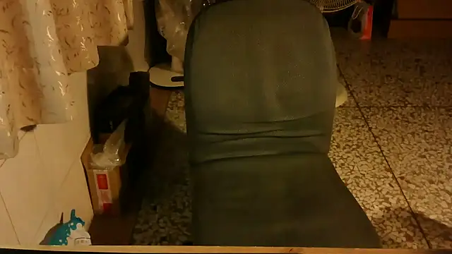 KYU890428 online show from November 23, 2025, 3:45 pm