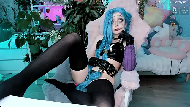 cutelittlepuff online show from February 8, 2025, 7:59 pm