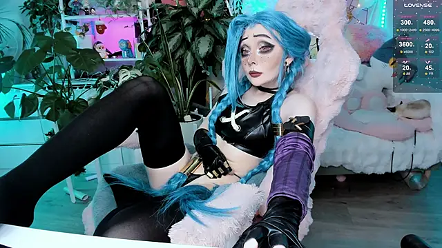 cutelittlepuff online show from February 14, 2025, 5:36 pm