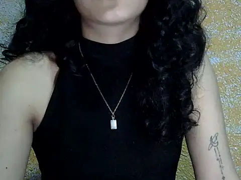Horny honey69 online show from September 21, 2025, 5:36 pm