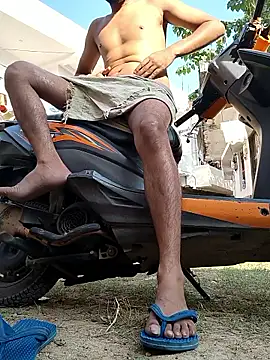 aryan 8051 online show from November 13, 2025, 8:57 am