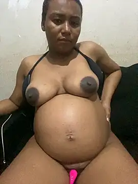 Snapshot of Mariaapimentinha chatting on October 17, 2025, 1:53 am Mariaapimentinha online show from October 17, 2025, 1:53 am