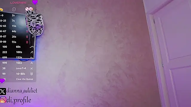 uhlala   online show from February 5, 2025, 10:08 am