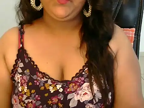 Jenny lovee online show from June 1, 2026, 11:23 am