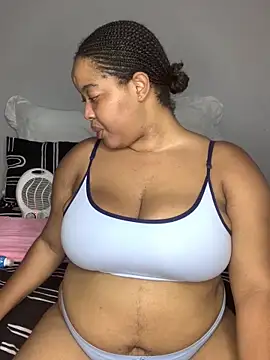 sexytinashe21 online show from December 15, 2025, 7:40 pm