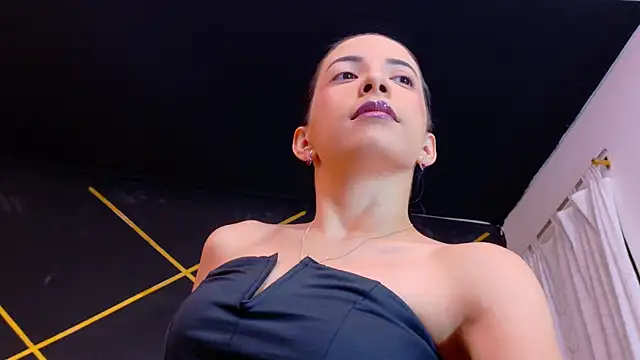 amabel zambrano online show from May 2, 2026, 9:03 am