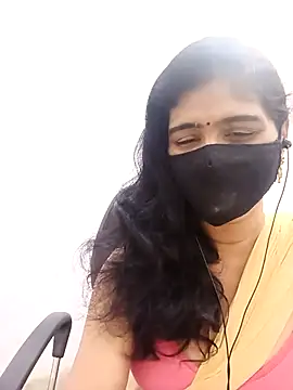 Snapshot of Lucky-Deepthi chatting on April 5, 2026, 1:25 am Lucky-Deepthi online show from April 5, 2026, 1:25 am