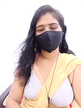 Snapshot of Lucky-Deepthi chatting on April 11, 2026, 2:38 am Lucky-Deepthi online show from April 11, 2026, 2:38 am