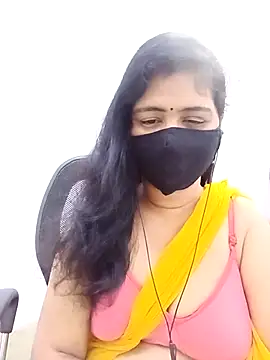 Snapshot of Lucky-Deepthi chatting on April 15, 2026, 12:06 am Lucky-Deepthi online show from April 15, 2026, 12:06 am