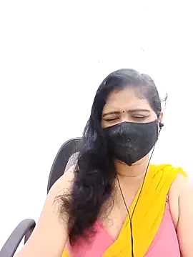 Snapshot of Lucky-Deepthi chatting on April 19, 2026, 1:05 am Lucky-Deepthi online show from April 19, 2026, 1:05 am