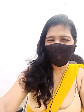 Snapshot of Lucky-Deepthi chatting on April 23, 2026, 12:34 am Lucky-Deepthi online show from April 23, 2026, 12:34 am