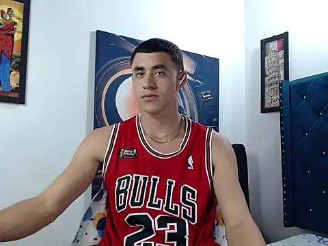 Snapshot of Cris_steban1 chatting on February 15, 2026, 7:51 am Cris steban1 online show from February 15, 2026, 7:51 am