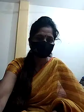 Snapshot of priyancyfun chatting on February 16, 2025, 12:10 pm priyancyfun online show from February 16, 2025, 12:10 pm