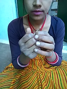 Amaya Bajwa online show from February 24, 2025, 3:31 pm