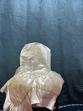 Maya mimi online show from January 13, 2025, 11:17 pm