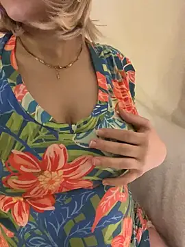 Maya mimi online show from January 14, 2026, 2:12 pm