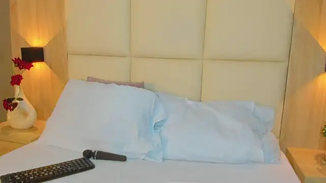 antonella cutie  online show from June 1, 2026, 12:18 pm