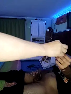 lagitana40 online show from March 11, 2025, 1:37 am