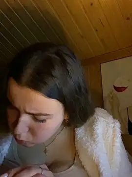 mewKate online show from March 9, 2026, 5:50 pm