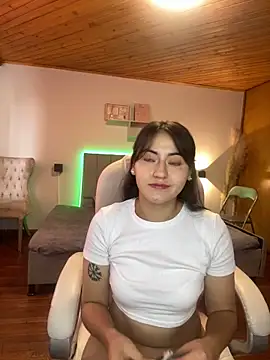 Camila pinkk online show from January 8, 2025, 1:20 pm