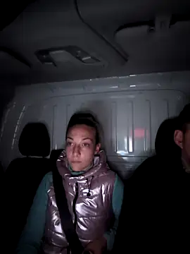 thefrenchkiss25 online show from March 13, 2026, 8:15 pm